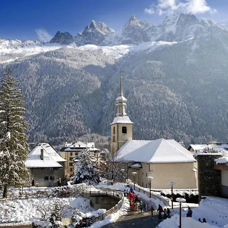 Le Cristal Des Glaces By Interhome Apartman Chamonix